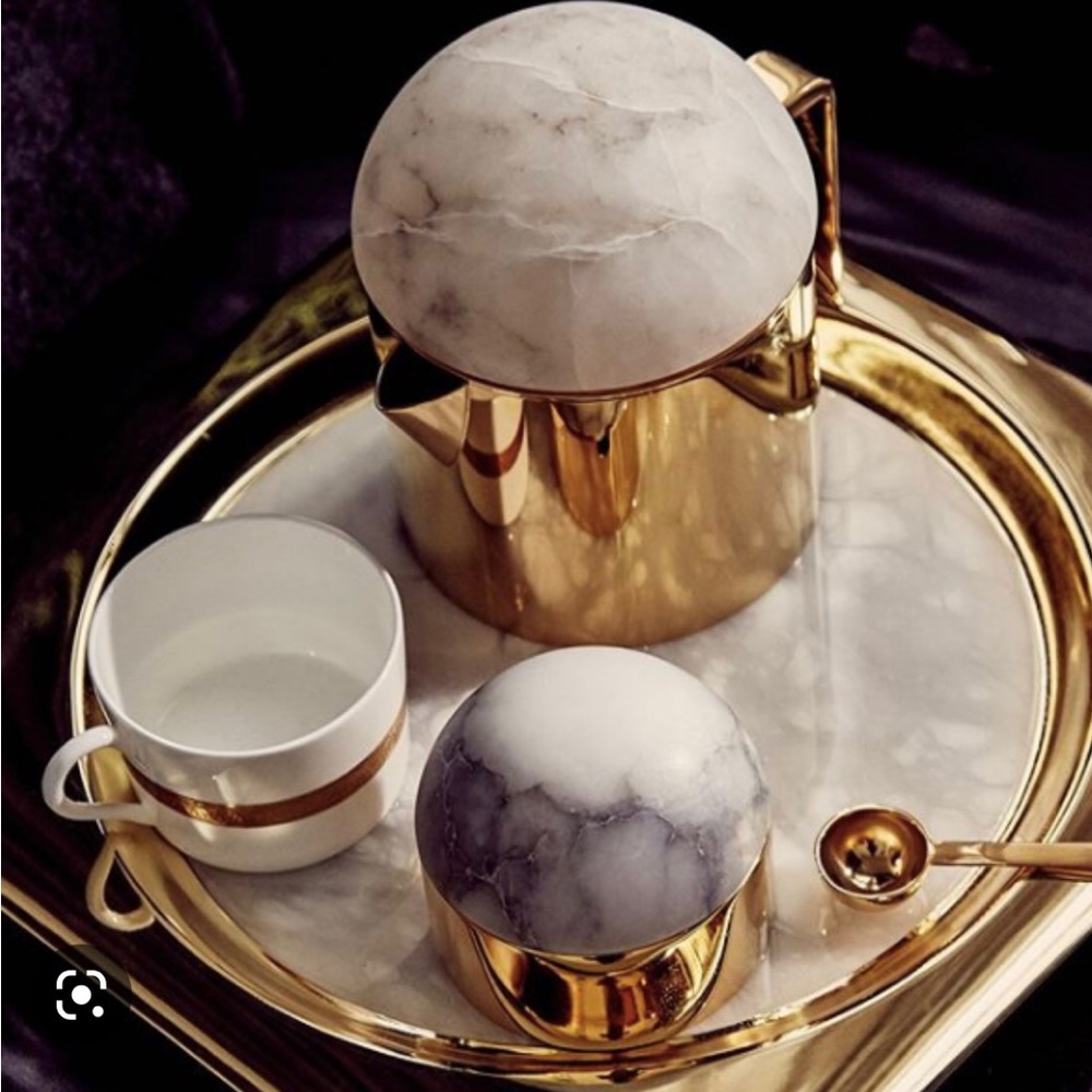 Anna by Rablabs Circulo Tray, Gold Alabaster - Picture 3 of 9